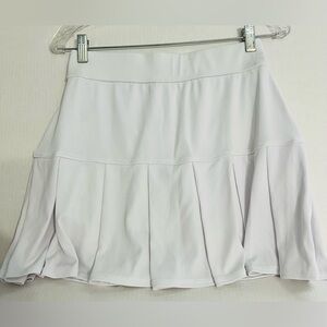 Tec One White Pleated Skort